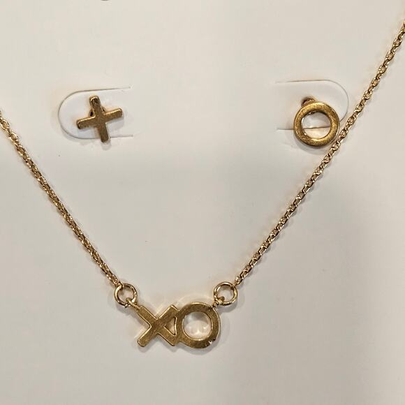 Ettika Hugs & Kisses 18K Gold Plated XO Necklace & Stud Earrings Matching Set - Picture 5 of 7